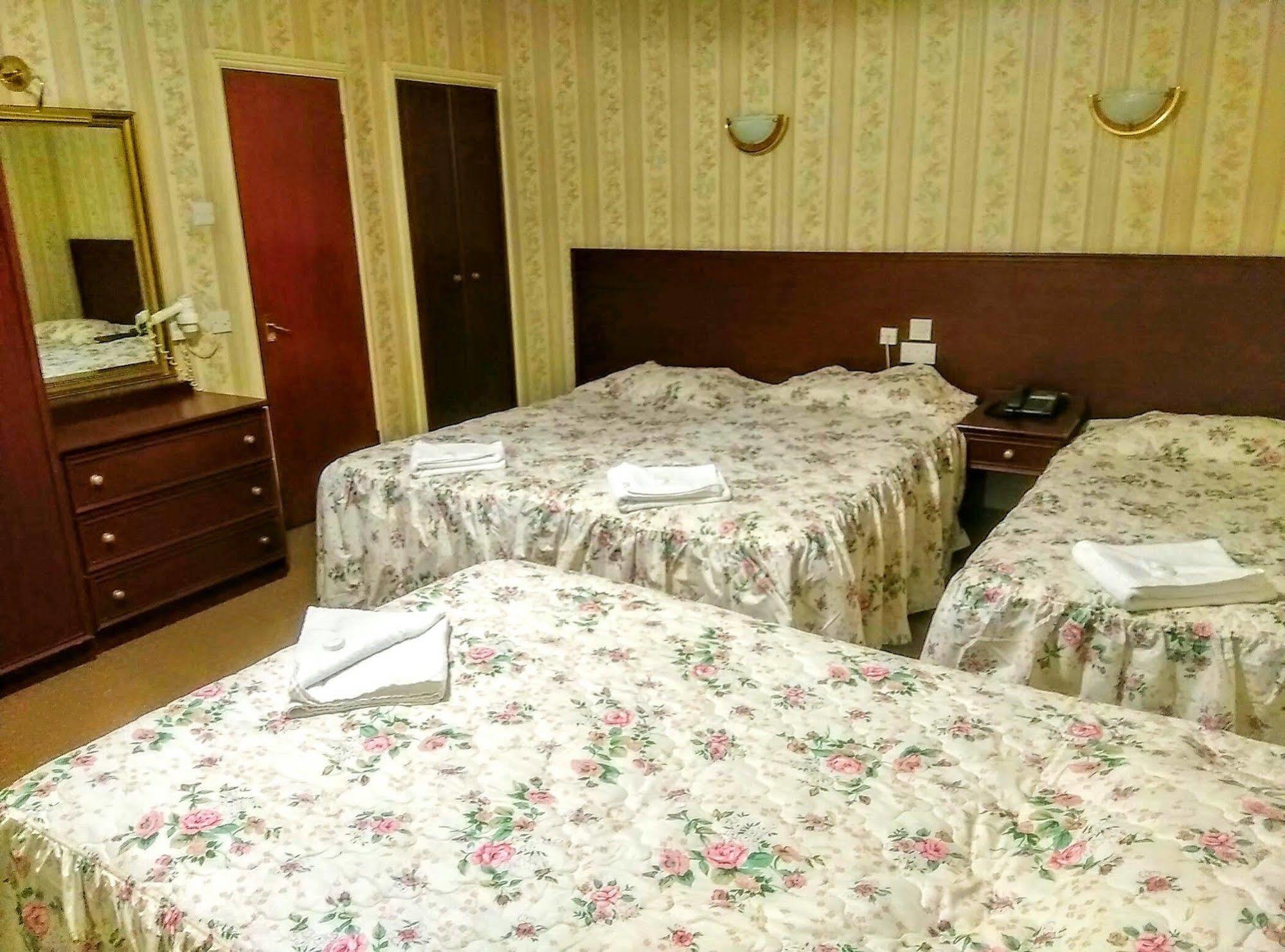 Mandalay Picton House Hotel Лондон Экстерьер фото